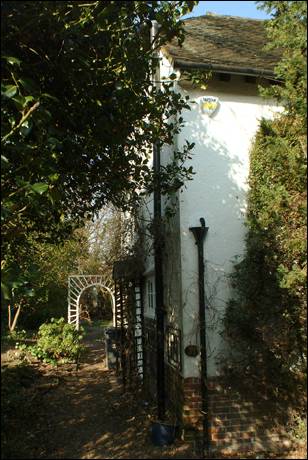 37 Asmuns Hill